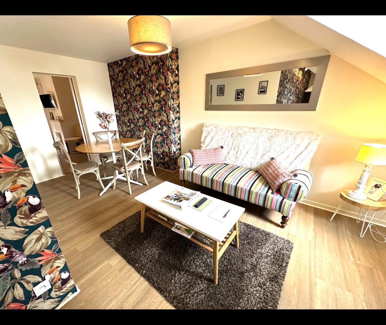 Le Duplex Ou L'Appart D'Agnes" 옹플뢰르 외부 사진